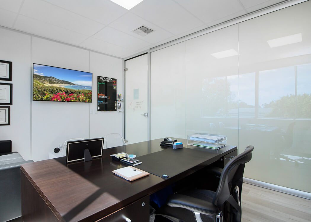 smart glass wall Suppliers